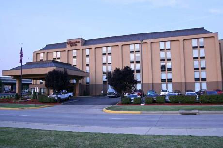 Hampton Inn CharlestonDowntownCivic Center