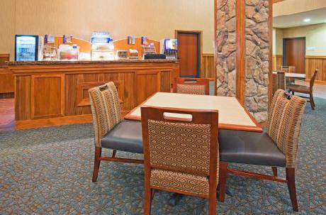 Holiday Inn Express Hotel & Suites MOUNTAIN IRON (VIRGINIA)