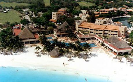 Omni Puerto Aventuras Beach Resort