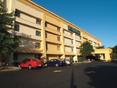La Quinta Inn Hartford Bradley Airport