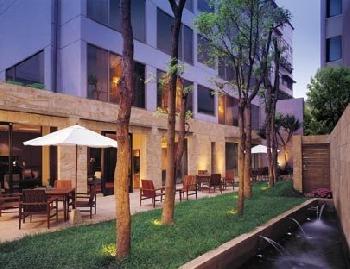Les Suites Ching Cheng Hotel