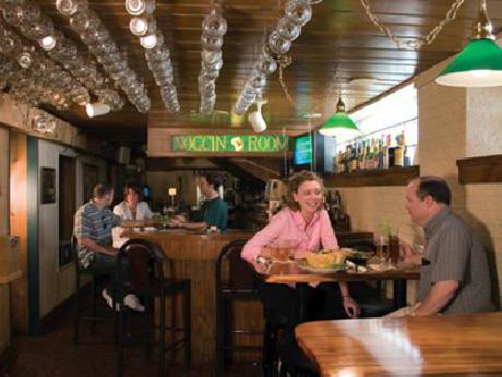 STAFFORDS PERRY HOTEL