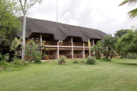 Cresta Mowana Safari Resort and Spa