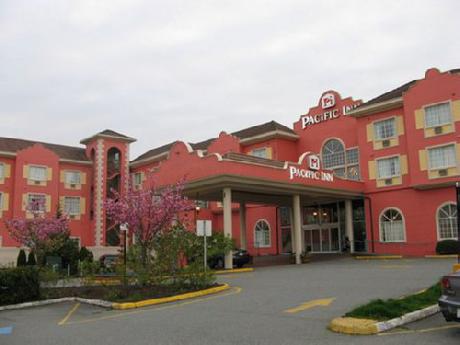Pacific Inn South Surrey