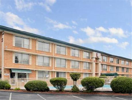 Super 8 Williamsburg/Colonial Area