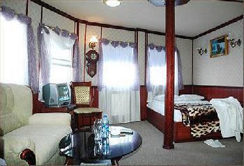 Bogdan Khmelnickiy Floating Hotel