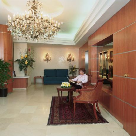 Catalonia Excelsior Hotel