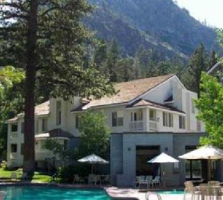 Squaw Valley Lodge