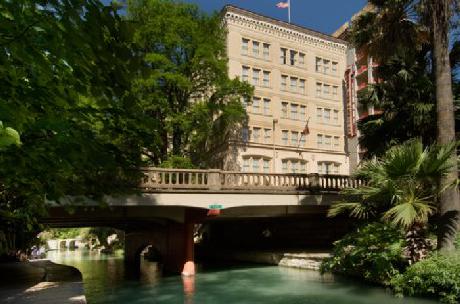 Drury Inn and Suites SA Riverwalk