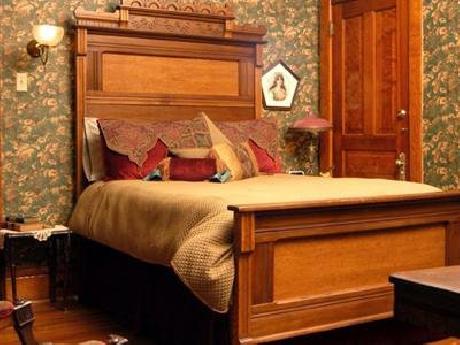 Baker House Bed & Breakfast