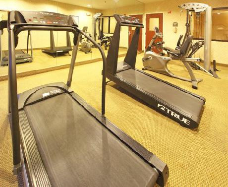 Holiday Inn Express Hotel & Suites LONOKE I-40 (EXIT 175)