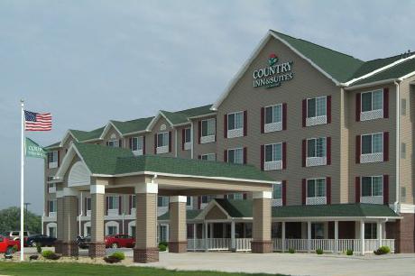 Country Inn & Suites By Carlson, Northwood, IA