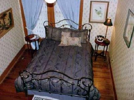 Woodbine Hotel and Restaurant