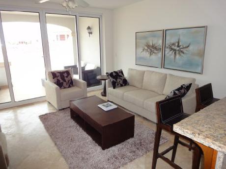 La Vista Azul Resort