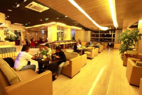 Guangming Business Hotel