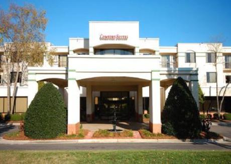 Comfort Suites North