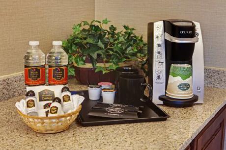 The Wayside Carriage House Inn