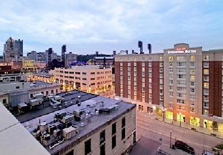 SpringHill Suites Pittsburgh North Shore