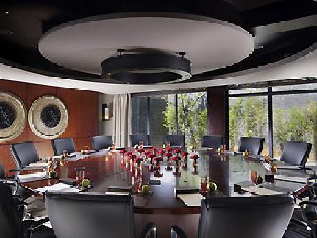 Pullman Lijiang Resort and Spa