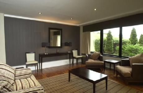 Brook Queensferry Hotel