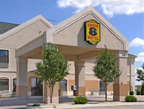 Super 8 Hampshire, IL