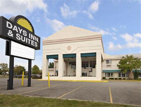 Days Inn And Suites Columbus East Airport