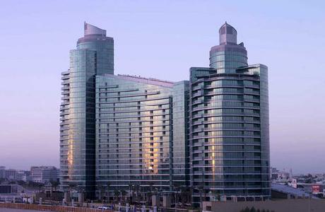 InterContinental RESIDENCE SUITES DUBAI F.C.