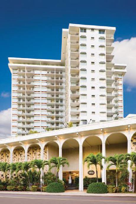 Castle Queen Kapiolani Hotel