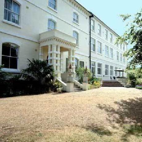 BEST WESTERN Russell Hotel