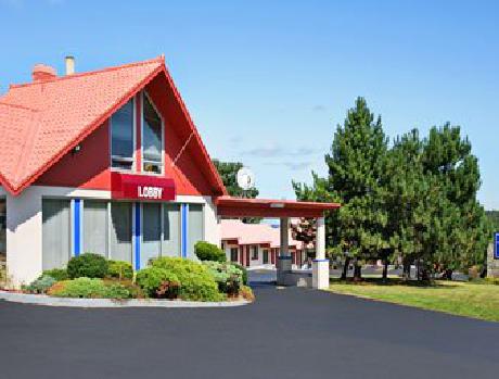 Scottish Inn Oswego