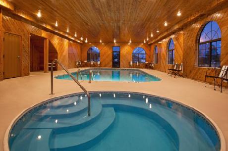 Holiday Inn Express Hotel & Suites NAPOLEON