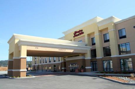 Hampton Inn and Suites Arcata