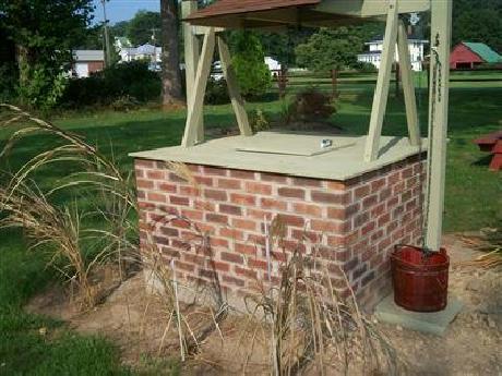 Lexington-Raphine Bed And Bage