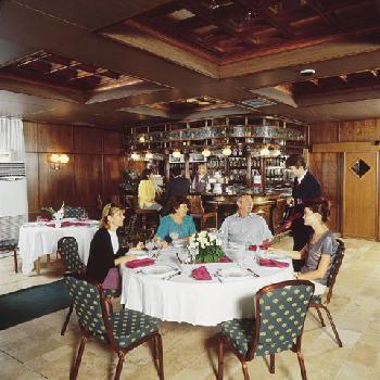 Hunguest Hotel Flora