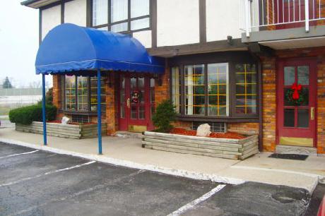 Canadas Best Value Inn