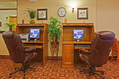 Holiday Inn Express Hotel & Suites WAUSAU