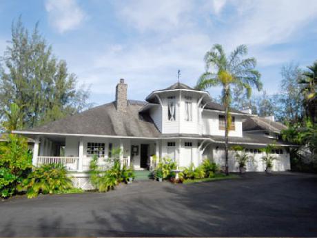 Palms Cliff House Inn