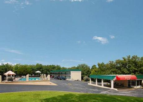 Econo Lodge Silver Dollar City Area