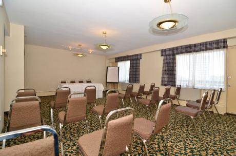 BEST WESTERN Charter House Hotel Downtown Winnipeg