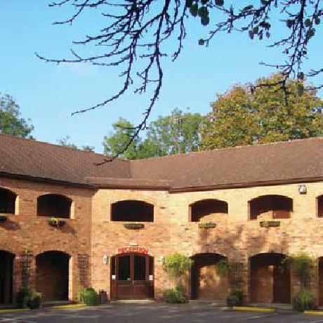 BEST WESTERN Henley Hotel