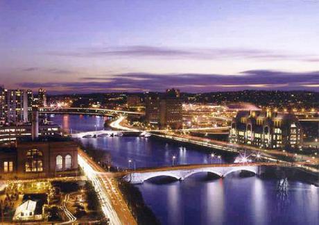 Holiday Inn Express Hotel & Suites BOSTON - CAMBRIDGE