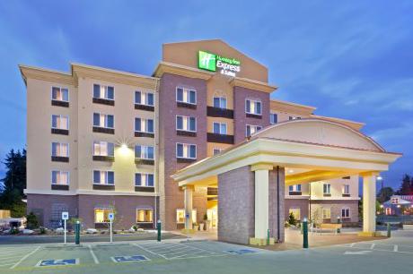 Holiday Inn Express Hotel & Suites LYNNWOOD