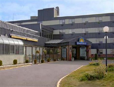 Days Inn and Conference Center Edmonton Airport
