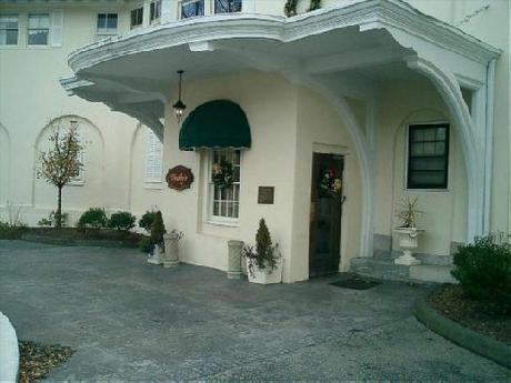 The Lighthouse Inn Resort