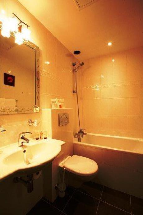 TIMHOTEL ELYSEE MONTPARNASSE