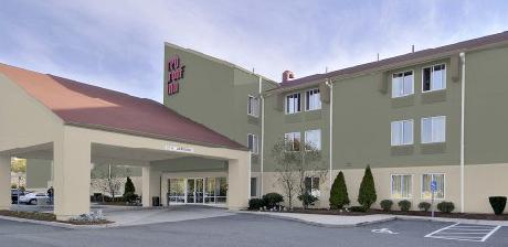Red Roof Inn Boston Logan