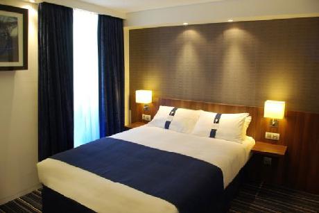 Holiday Inn Express MARSEILLE - PROVENCE AIRPORT