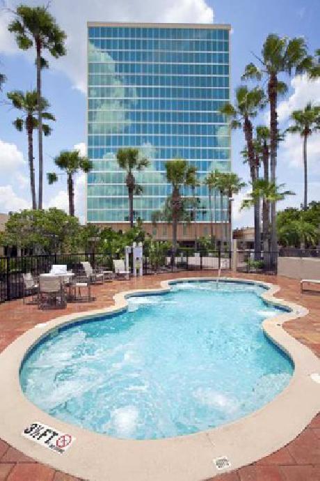 DOUBLETREE ORLANDO UNIVERSAL