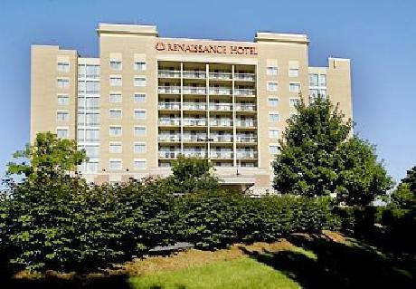 Renaissance Meadowlands Hotel