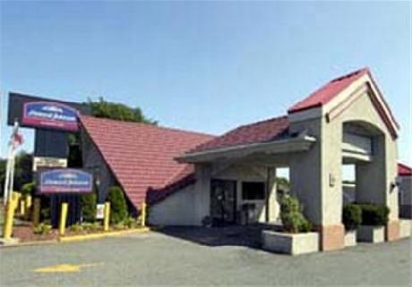 Howard Johnson Express Inn-New Brunswick NJ